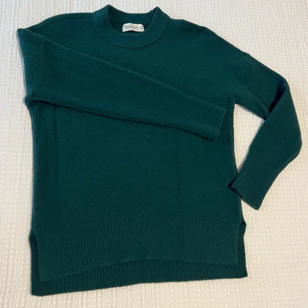 Women’s Abercrombie Dream Lush Oversized Sweater in XS